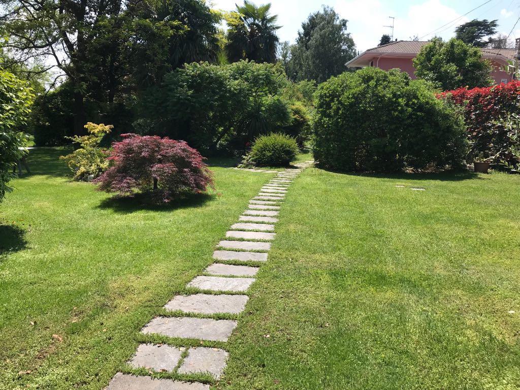 Rainbow Relais Bed & Breakfast Lesa Exterior photo